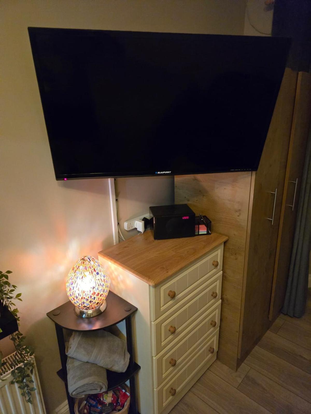 Raheen Apartment *